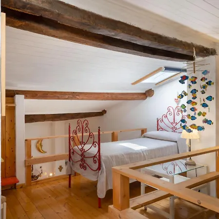 La Valle By Interhome * 보르고산로렌조